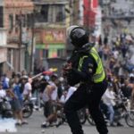 Manifestacao-venezuela-policial